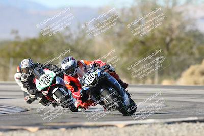 media/Dec-07-2025-CVMA (Sun) [[3e7d2de5dc]]/Race 12- Formula 40 MW and LW/